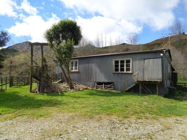 Ferienwohnung Rustic Woolshed Owen River Exterior foto